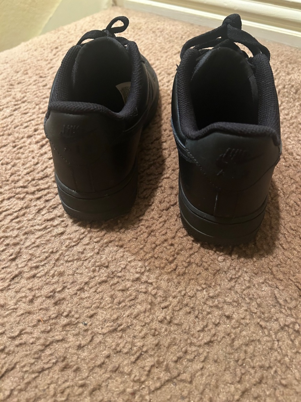 Black AirForce1 - Picture 4 of 4